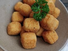 -大树餐厅(红旗街万达店)