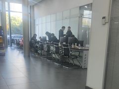 -杭州中升之星奔驰4S店(滨江店)