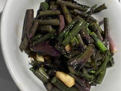 -费大厨辣椒炒肉(高铁吾悦广场店)