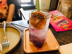 -HIGH FIVE哈福手工汉堡(桂林路店)