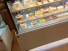 面包甜点陈列柜-BreadTalk面包新语·烘焙蛋糕(高德置地春广场店)
