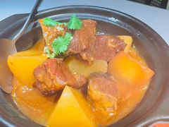 萝卜牛腩煲-三清潭烧鹅(兴业太古汇店)