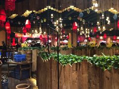 -老滇山寨•云南特色菜•地方菜•民族风情歌舞表演(金碧店)