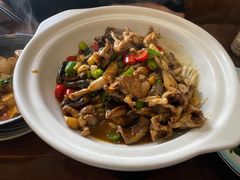 -李东农庄(中南百草园地标店)