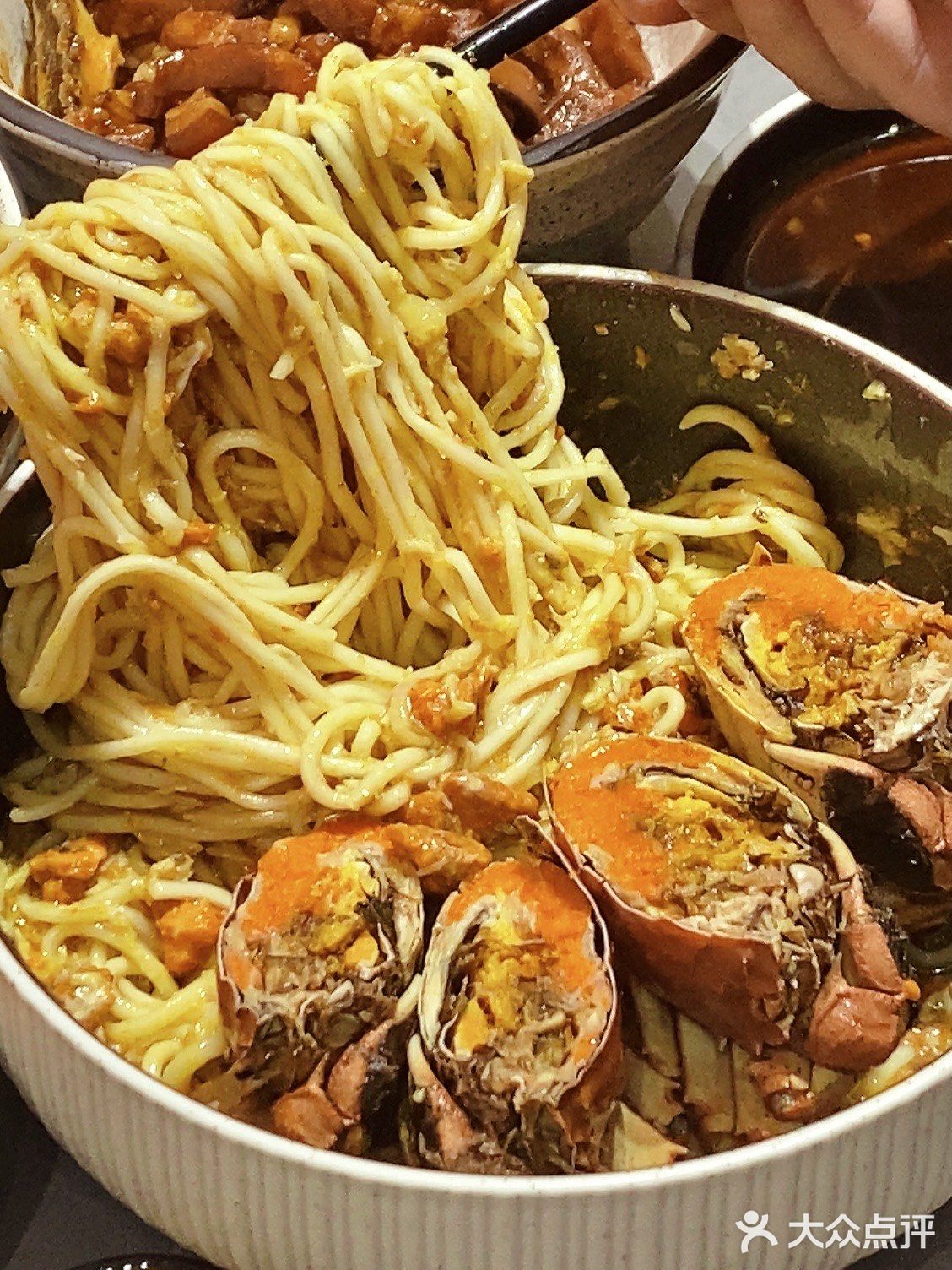 打卡新街口必吃美食[胜利]黄金蟹黄拌面 🦀