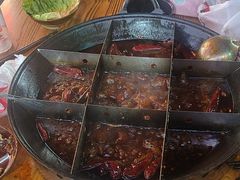 -乖嬢嬢重庆老火锅(南联店)