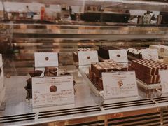 面包甜点陈列柜-VENCHI 闻绮(上海佛罗伦萨小镇店)
