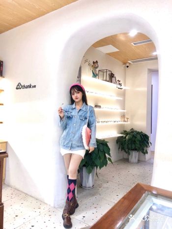 眼镜店也可以沉浸式体验拍照挑眼镜两不误