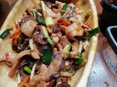 -老滇山寨•云南特色菜•地方菜•民族风情歌舞表演(金碧店)