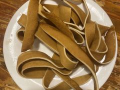 五香豆皮-中和远东火锅兔(老店)