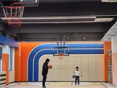 -悦动体能篮球羽毛球网球(三里河店)