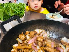 -胡须佬鸡煲四季火锅店(石厦西村直营店)