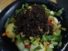 小土豆-二孃鸡爪爪(东郊记忆店)