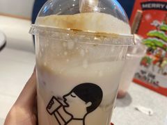 -喜茶(北京华贸购物中心店)
