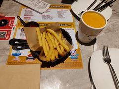 -必胜客(上海新南方商城PH店)