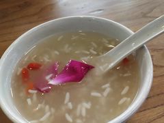 -双桥园·云南过桥米线(古城南门店)