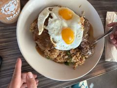 -Highway Inn Kaka'ako