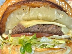 -The Habit Burger Grill 哈比特汉堡(复兴soho店)