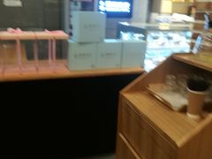 -焙丽拾光(麦凯乐直营店)
