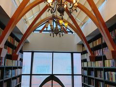 -钟书阁(松江泰晤士小镇店)