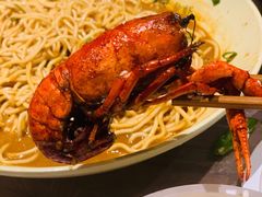 -巴厘龙虾·榜首油焖大虾(音乐学院·沿江酒馆店)
