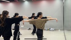 -ISHOW爱秀爵士舞蹈