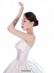 点击看大图 -Lady Jane高端婚纱礼服馆