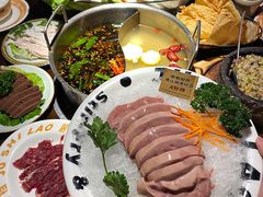 -居石捞·潮汕卤水火锅(南国明珠店)