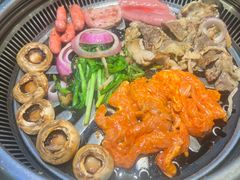 -梨花自助烤肉(西三旗万象汇黑金店)