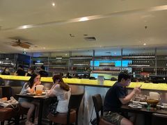-大头虾越式风味餐厅(光明广场店)
