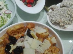 -侬佳蒸菜馆(听潮店)