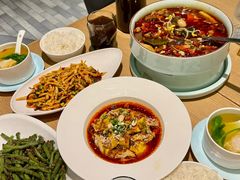 -渝信川菜 · 川味家常菜(财富购物中心店)
