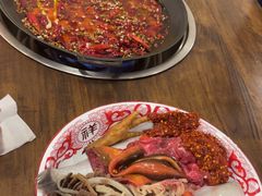 -馋虫重庆火锅(玉林南街店)