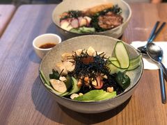 煎三文鱼腌蘑菇和风碗-Wagas沃歌斯(北京君太百货店)