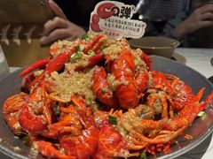 -巴厘龙虾·榜首油焖大虾(音乐学院·沿江酒馆店)