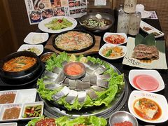 -木槿花韩式炭烤·熟成肉工坊(孙文东路店)