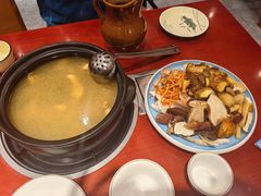 -菌之家·专业纯野生菌火锅·特色炒菌