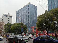 -绿地风尚天地广场