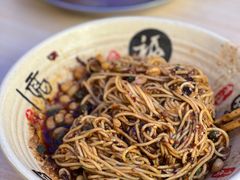 特色豌杂面-老地方巷内小面