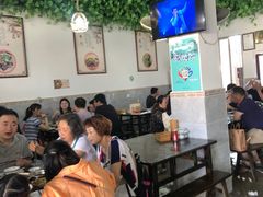 大堂-小杨翘脚牛肉