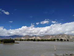 雅鲁藏布江-羊卓雍措