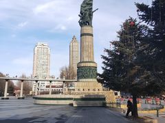 -人民防洪胜利纪念塔