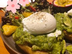 罗勒酱杂菌班尼迪蛋-BE BRIGHT KITCHEN(正佳广场店)
