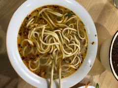 -正宗胖子抻面馆(岭东路店)