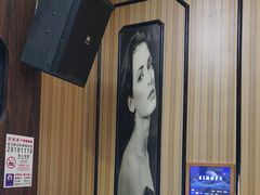 -皇马纯KTV·量贩·聚会(民治店)