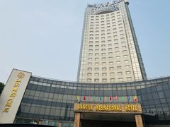-江阴国际大酒店-旋转自助餐厅