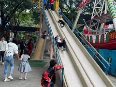 -顺德大良半月城游乐场