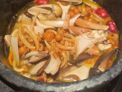 -芸山季·云南山珍菌火锅(南翔印象城MEGA店)