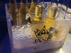 -简奥斯汀·赫本酒吧