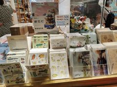 -猫的天空之城概念书店(杭州南宋御街店)